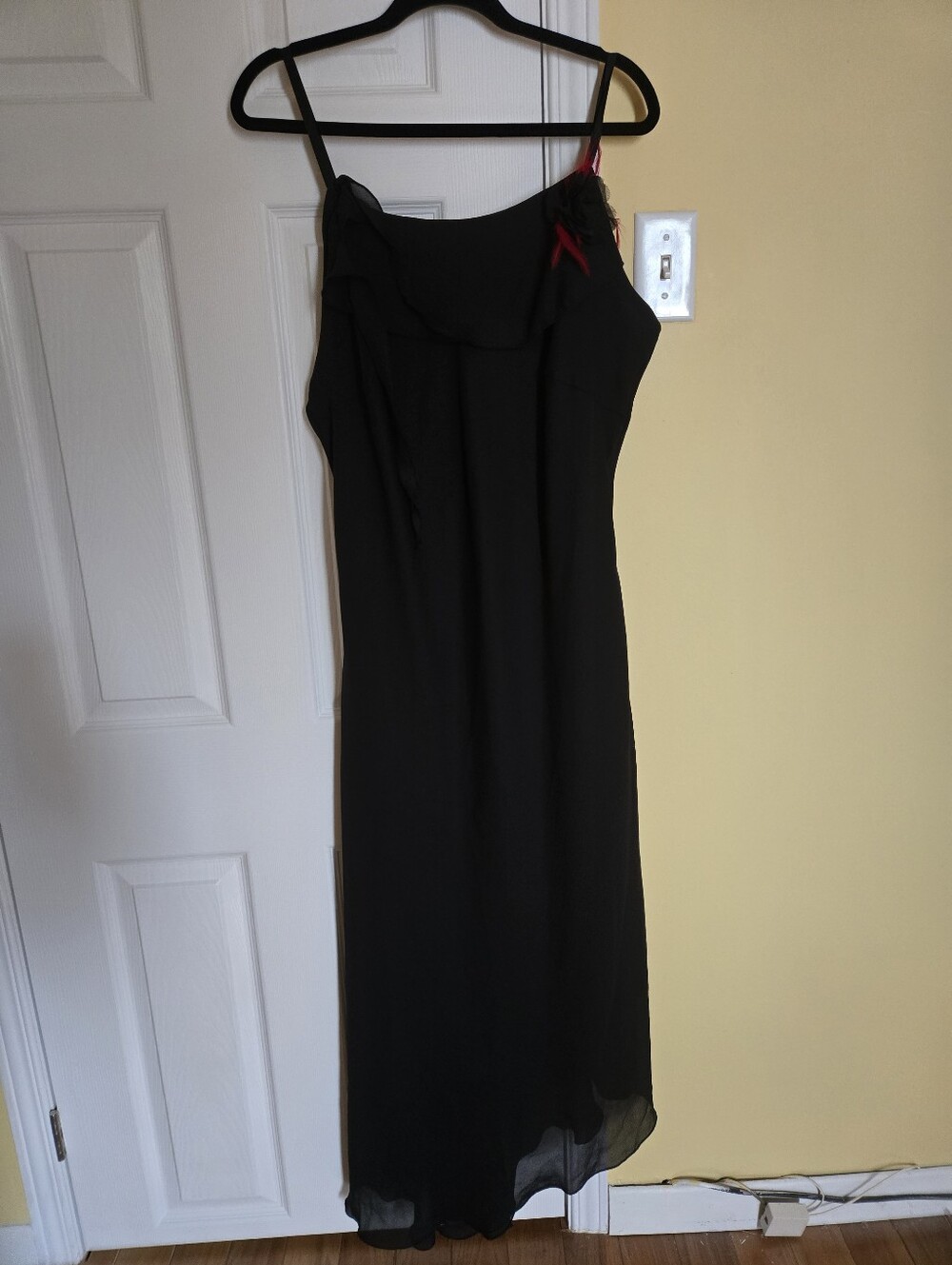 💃ADDITION ELLE Black Asymmetric Dress With A Charming Red Rosette Accent
